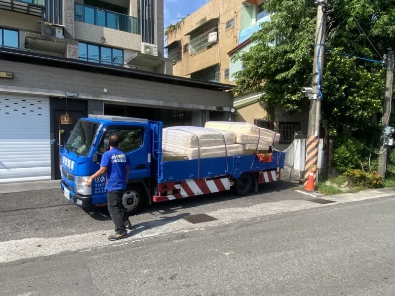 高雄搬家-床墊配送-高雄老K